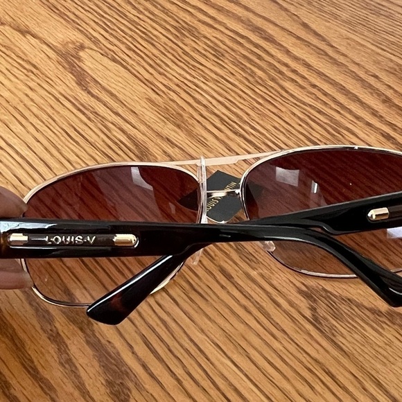 Louis Valentin Sunglasses NWT main image 5
